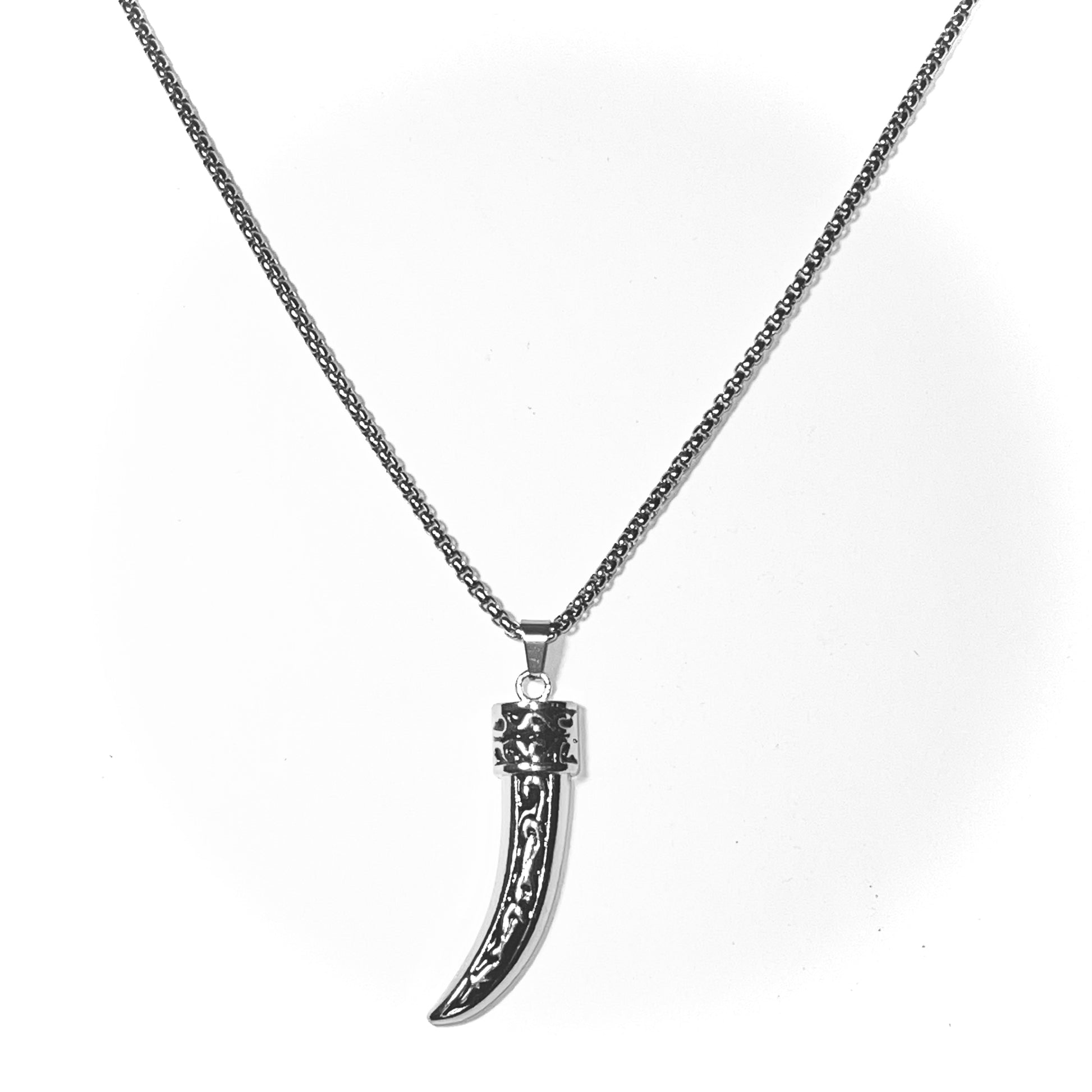 The Direfang Pendant